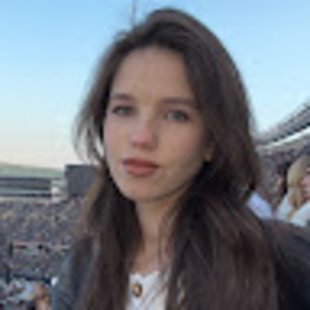 Meet your Posher, Iryna